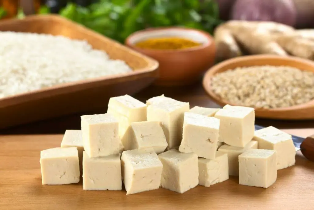 Tofu and rice, a suitable choice for those with IBS.